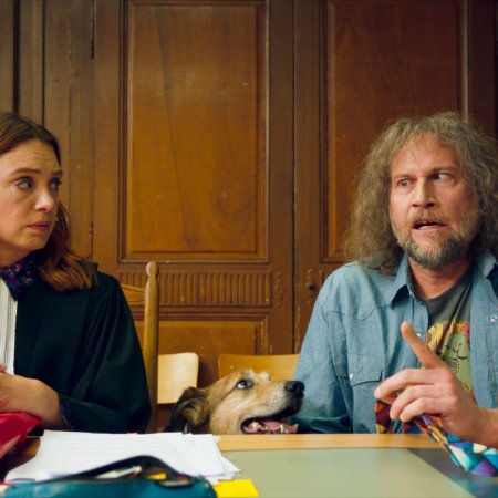03_Hundschuldig_c_2024_BANDEAPARTFILMS_ATELIERDEPRODUCTION_RTSRADIOTELEVISIONSUISSE_SRG_SSR_FRANCE2CINEMA