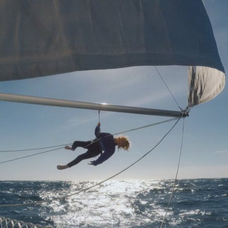 HITO_Sill-01_©ican_Alegra_schwingend.jpg-1