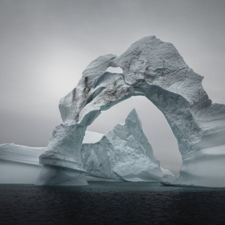 Into the Ice © Lars H. Ostenfeld