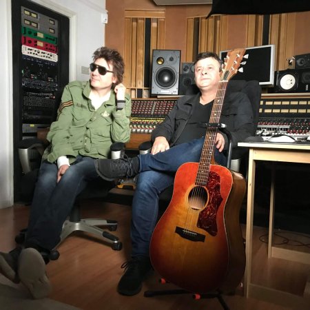 James Dean Bradfield and Nicky Wire MSP_(c)ie ie productions