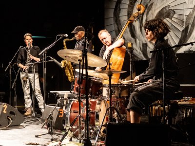 Joe McPhee, Susanna Gartmayer, John Edwards, Mariá Portugal_by_Peter_Gannushkin-01